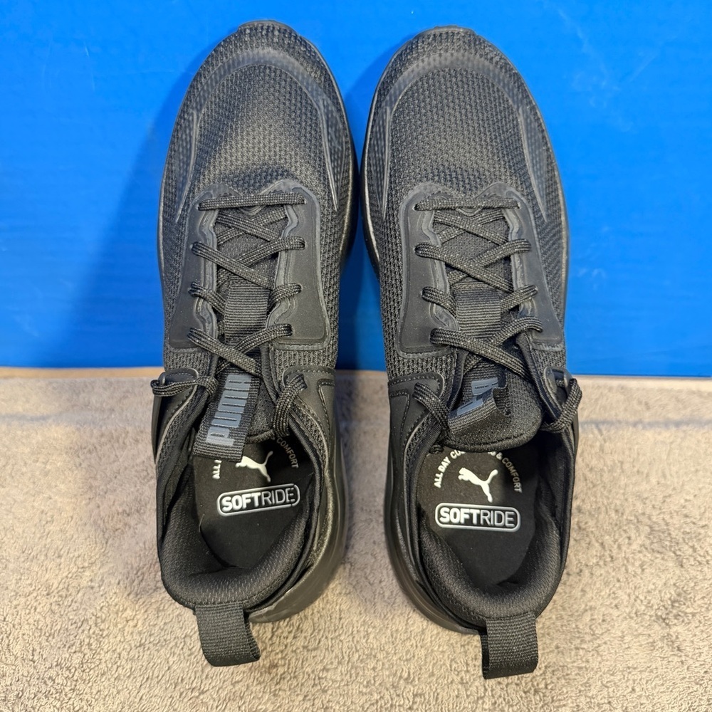 Puma cell thrill
Black
Brand new - Picture 9 of 10